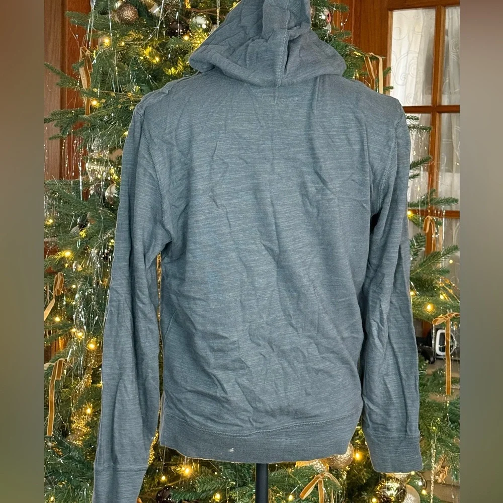 Faherty Sunwashed Organic Cotton Hoodie in Dark Grey *DEFECTS* - Picture 3 of 6